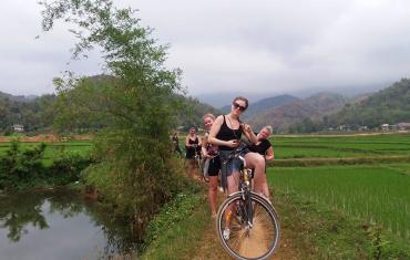 Pu Luong Nature Reserve Biking Tour 4 days