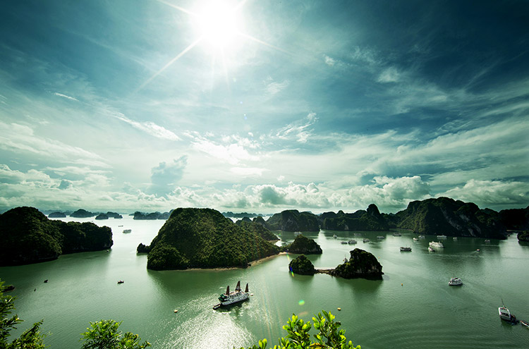 Halong Bay Vietnam Holidays