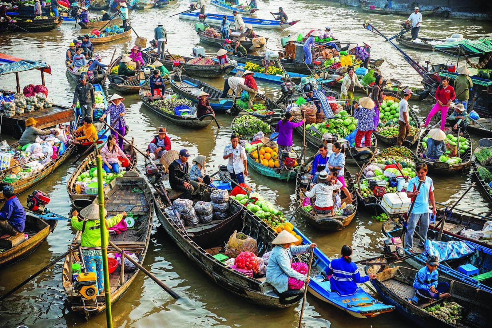 floating market in the Mekong Delta