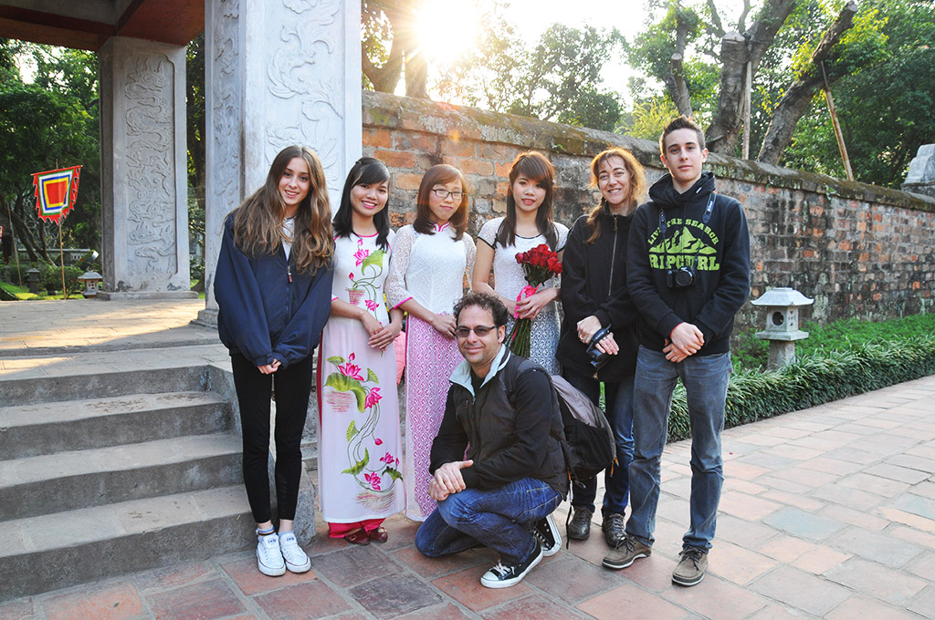 Vietnam social etiquette Vietnam Culture Tours