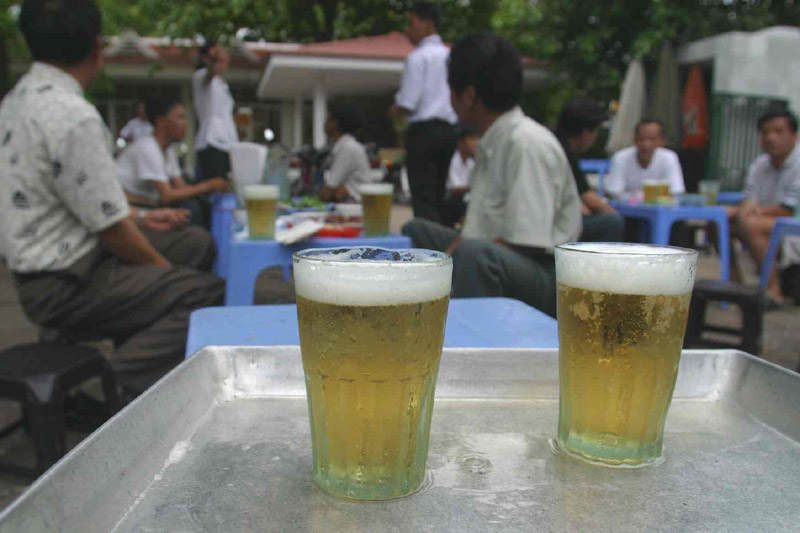Bia Hoi Hanoi Bia Hoi Hanoi Vietnam Tours