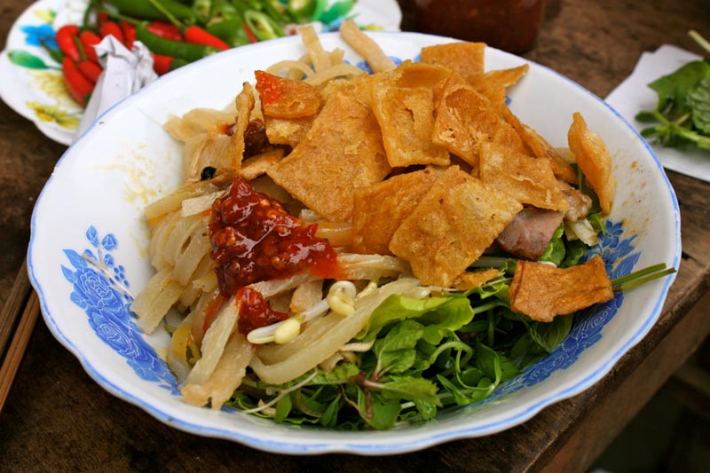 Cao Lau Hoi An Cao Lau Hoi An travel to Vietnam