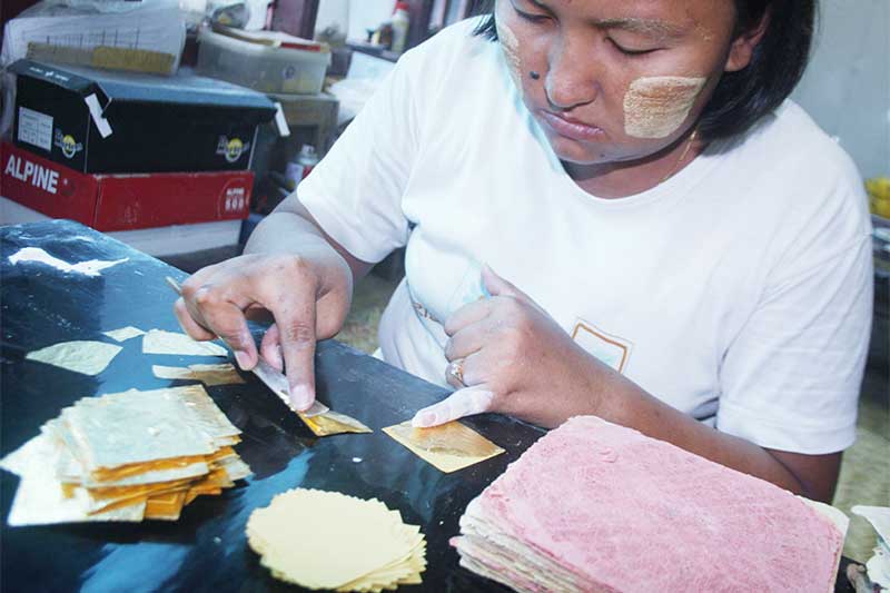 Making gold leaf in Mandalay Making gold leaf in Mandalay