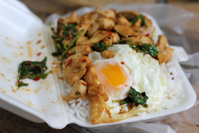 Khao Moo Tod - Bangkok top street food Khao Moo Tod