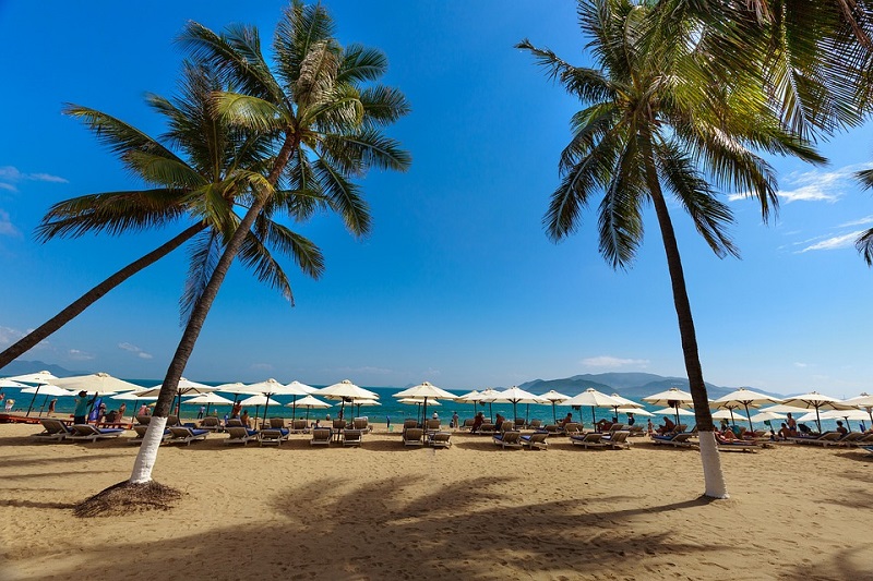 Top attractions to visit in Nha Trang (2) Nha Trang beach