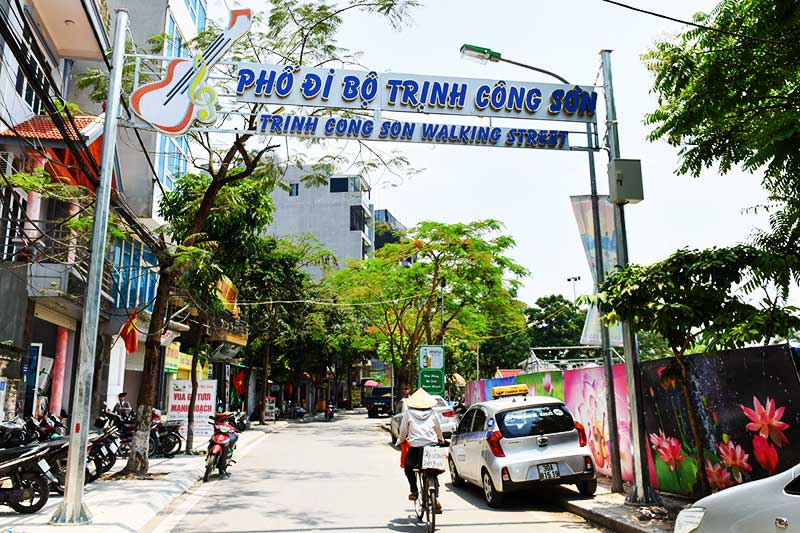 Trinh Cong Son walking street Vietnam Private Tours in Trinh Cong Son street