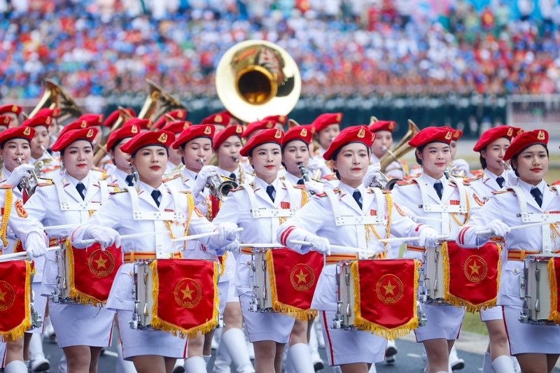 vietnam-grand-military-parade-50th-anniversary-national-reunification